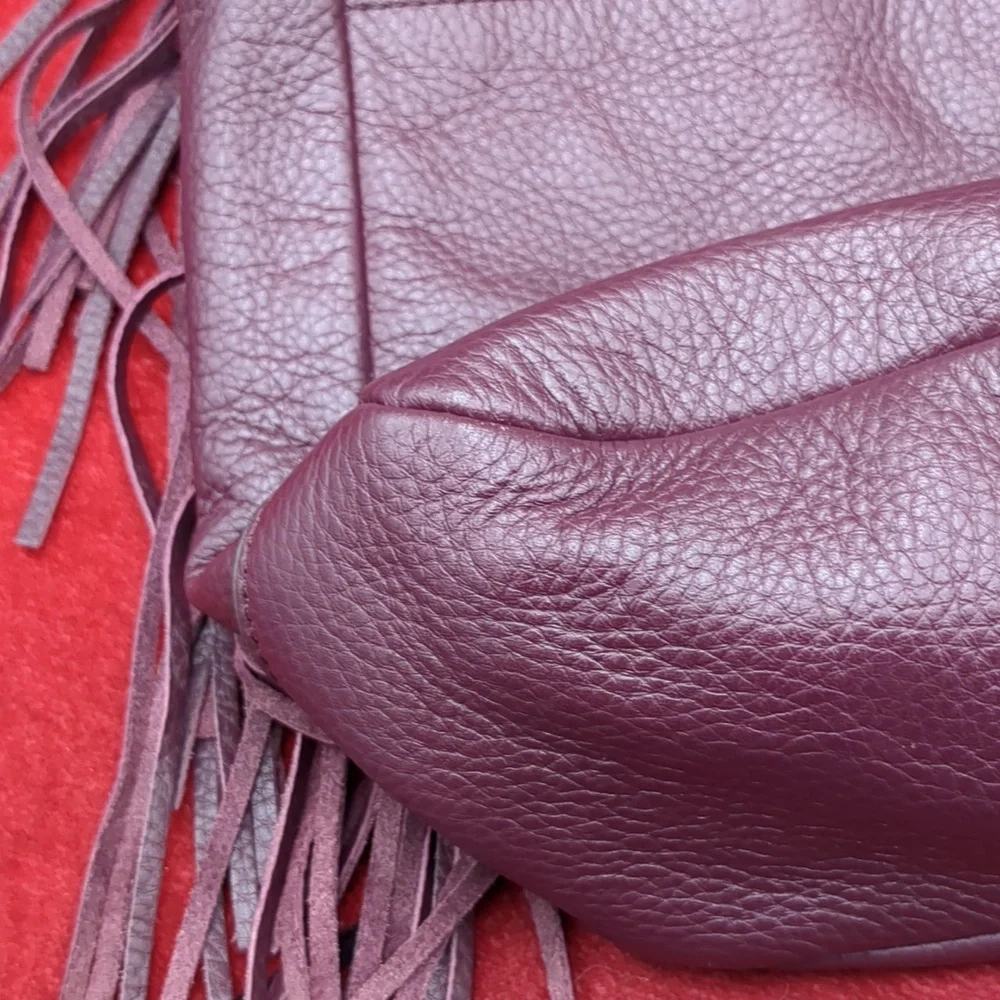 G.I.L.I. Burgundy Leather Hobo Bag